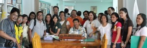 The media representatives photo ops with Mabini Mayor Carlitos Reyes ,  Mabini Local Social Welfare Office staff and DSWD regional staff.
