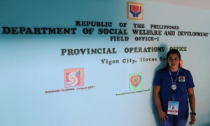Alquisa, a Pantawid Pamilya parent leader, is now a DSWD employee assigned in the Municipality of Sta.Catalina, Ilocos Sur.
